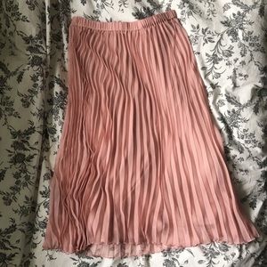 H&M Dusty Pink Pleated Midi Skirt